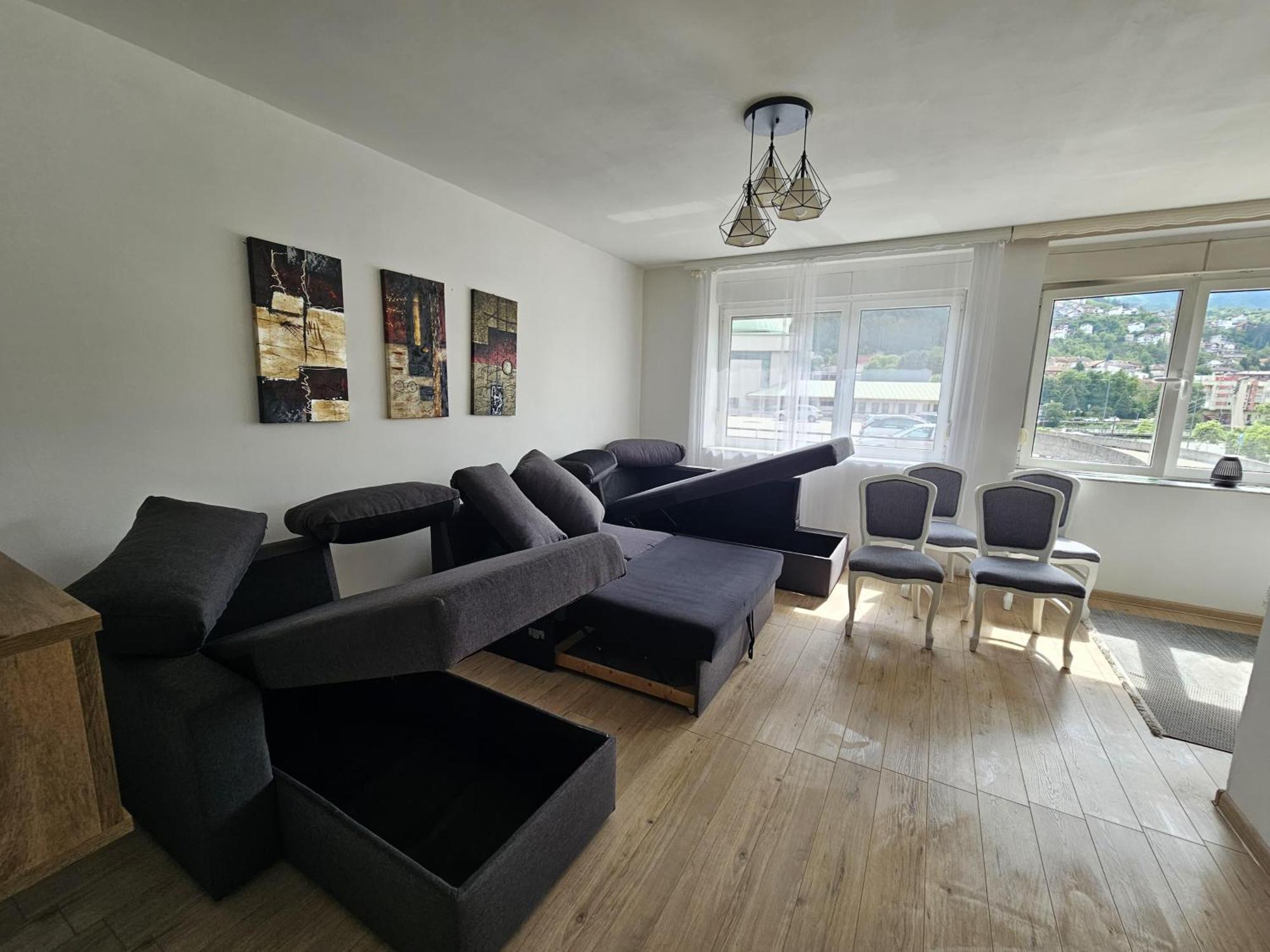 Spacious And Modern Apartment In Town Center コニツ エクステリア 写真